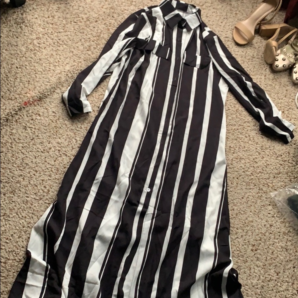 Black & white stripe maxi dress